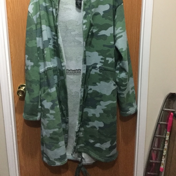 Jacket - Picture 4 of 4